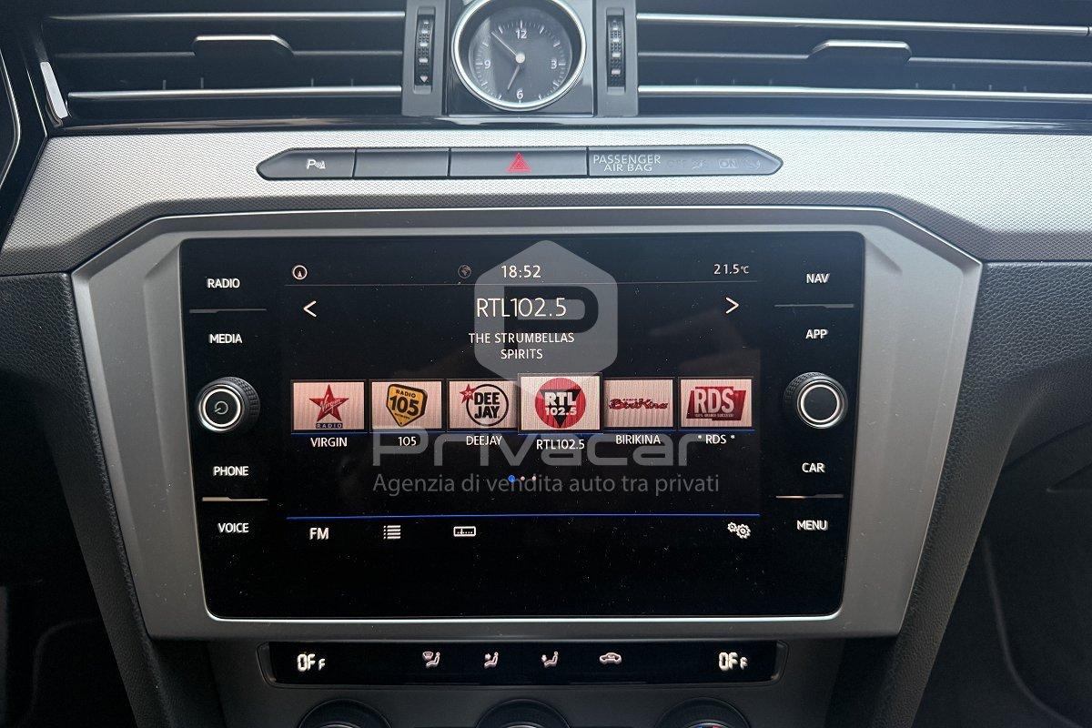 VOLKSWAGEN Passat Variant 1.6 TDI SCR DSG Business BMT