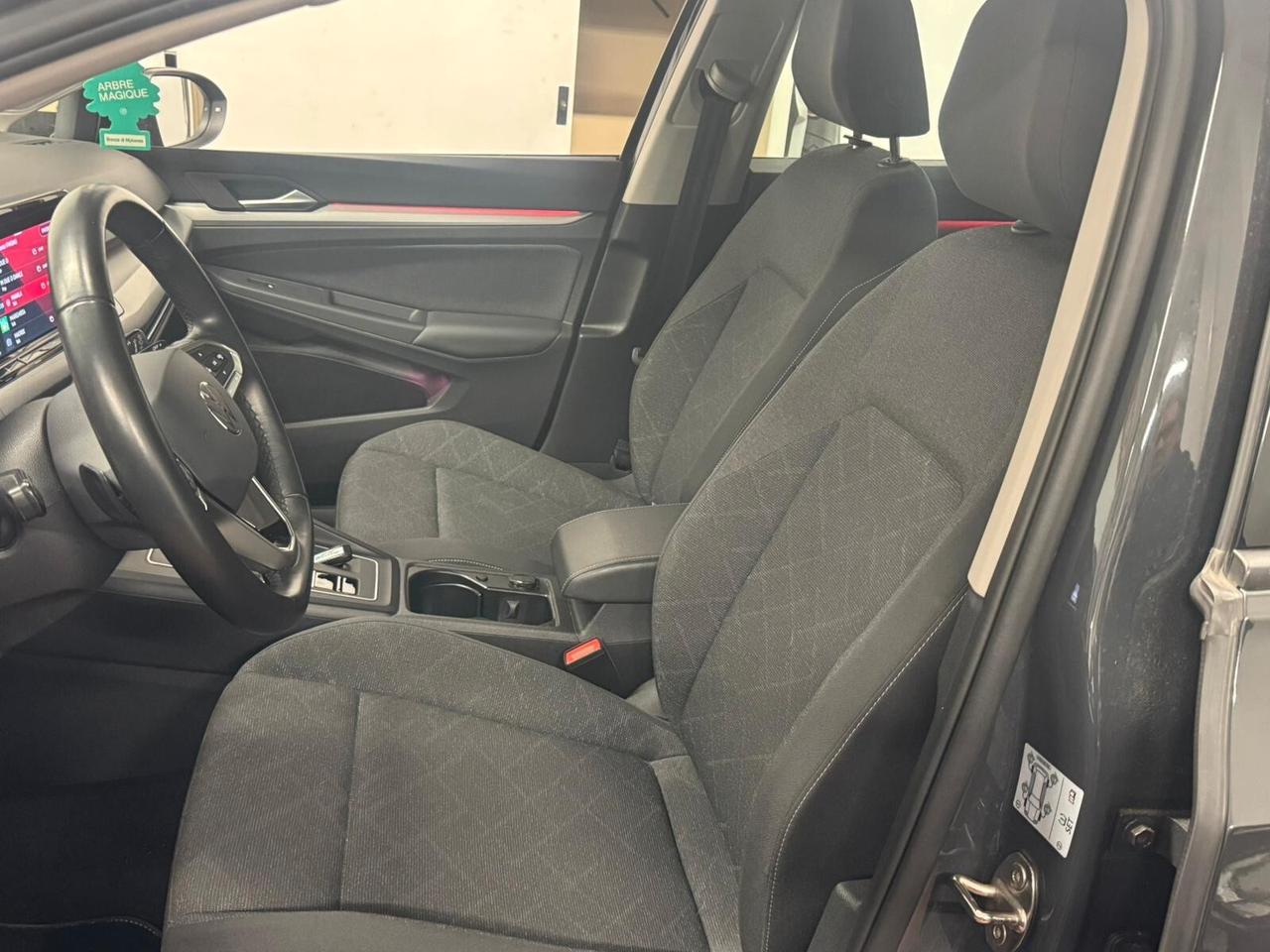 Volkswagen Golf 1.0 eTSI EVO DSG Life