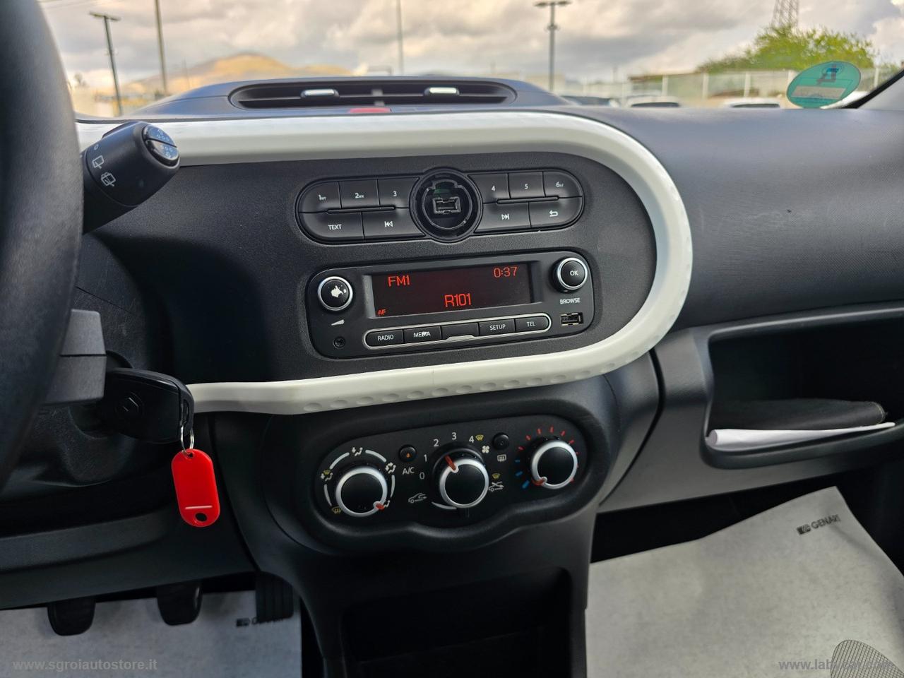 RENAULT Twingo SCe Life