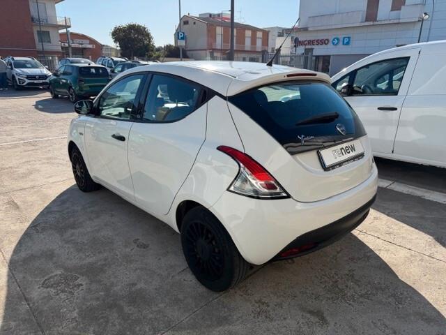 Lancia Ypsilon 1.2 69 CV 5 porte S&S Elefantino Blu