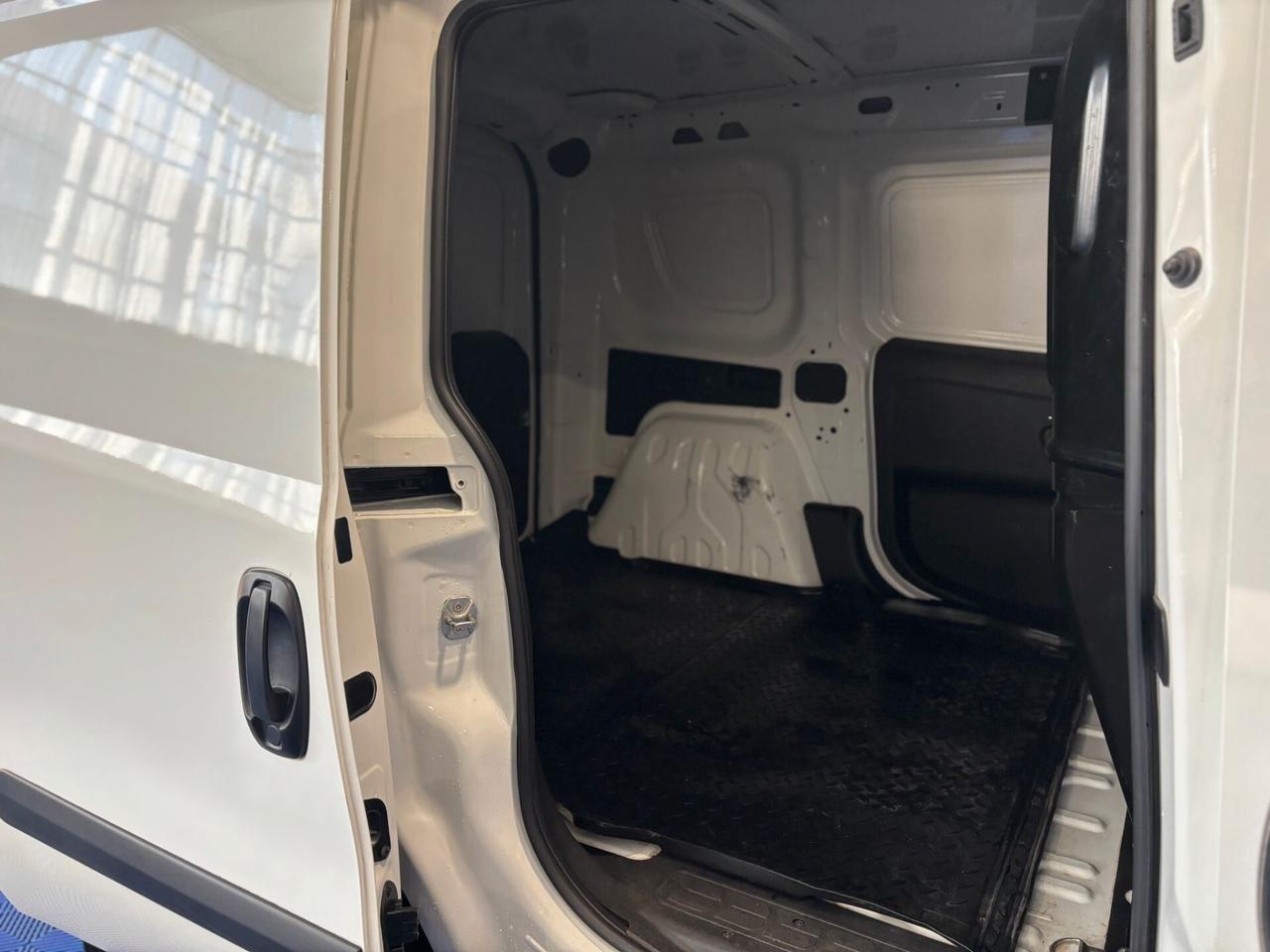 DOBLO' 1.6 JTM 90 CV SOLI 59.776 KM IVA ESPOSTA