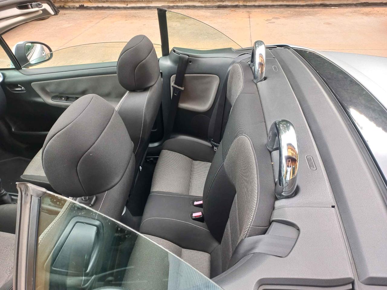 Peugeot 207 1.6 120CV CC Féline