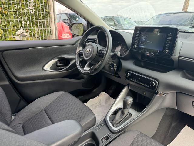 TOYOTA Yaris HYBRID BUSINESS 1.5cc 92cv BRAKE ASSIST TELECAM
