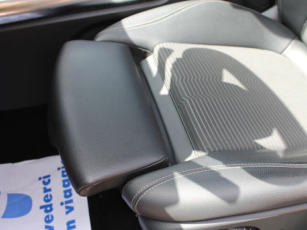 Mercedes-benz 180 d Sport Navi Sensori Park UNIPRO IVA DEDUCIBILE