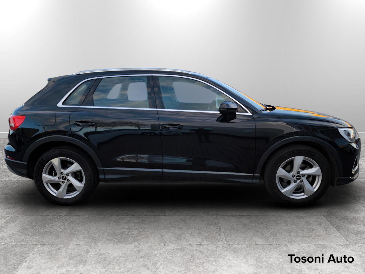 AUDI Q3 35 2.0 tdi Business Advanced s-tronic