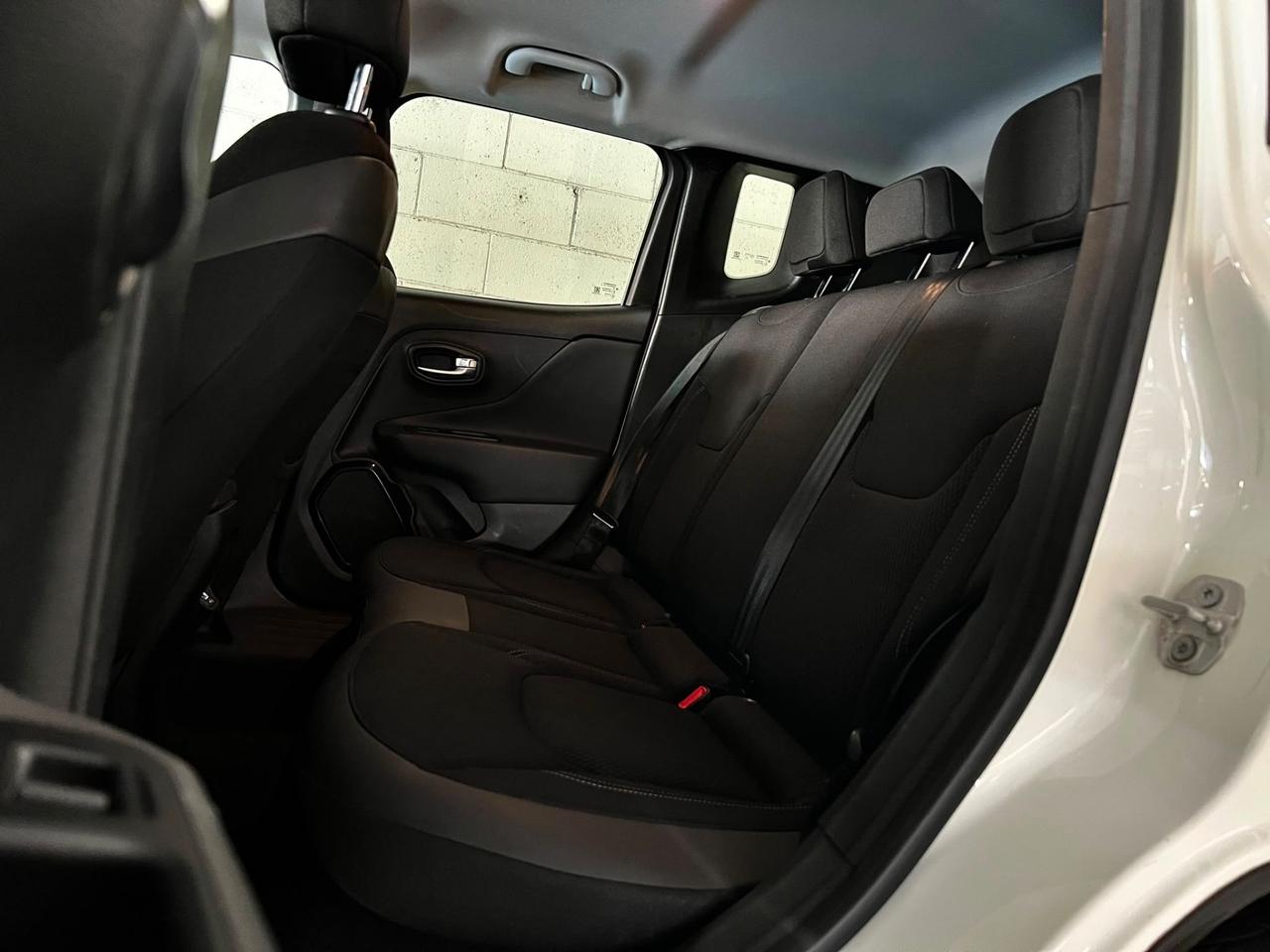 Jeep Renegade 1.3 T4 DDCT Longitude