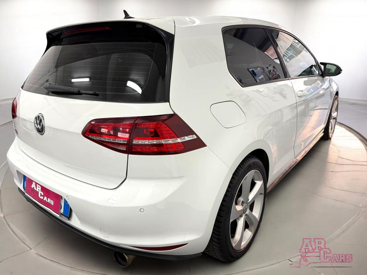 Volkswagen Golf GTI Performance