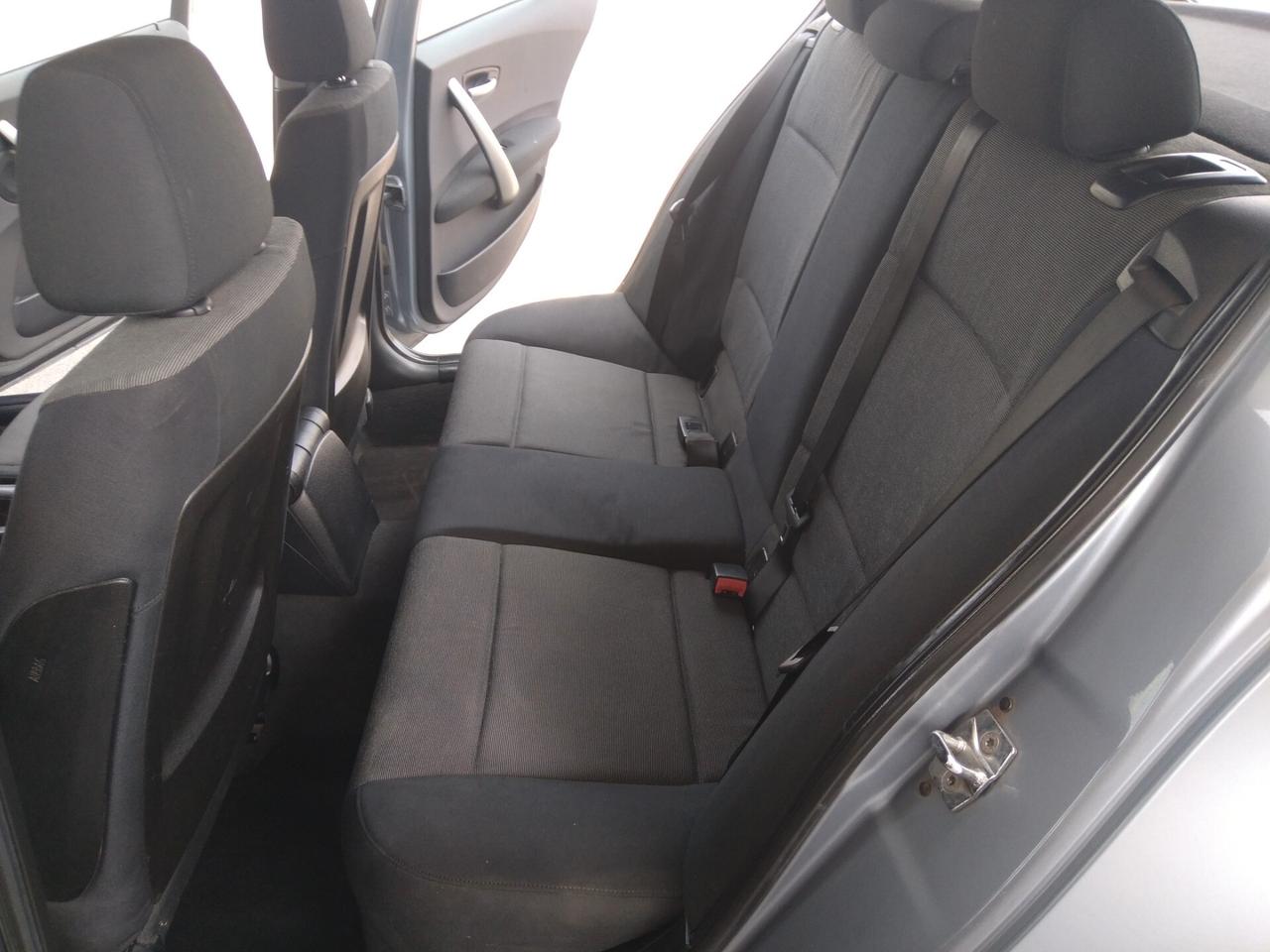 Bmw 118d 122cv 6marce cat 5 porte Eletta x neopatentati