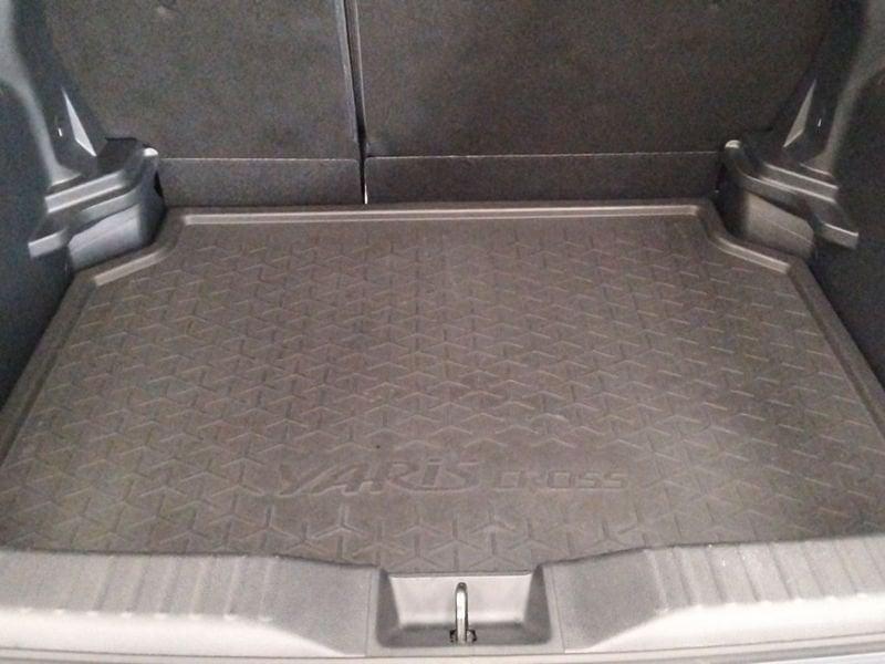 Toyota Yaris Cross 1.5H (116 CV) E-CVT Trend