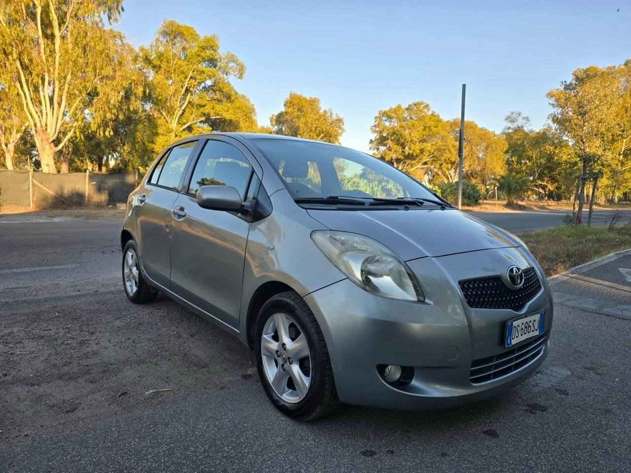 Toyota Yaris 1.3 5 porte Navi