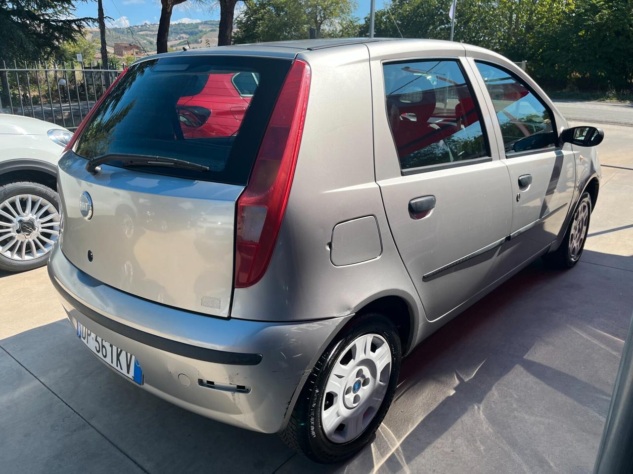 Fiat Punto 1.2 5 porte 60 cv 130.000 km