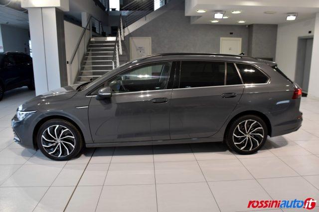 VOLKSWAGEN Golf Variant 2.0 TDI 116 CV STYLE + R17 VENTURA + REARVIEW