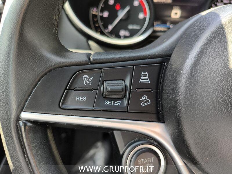 Alfa Romeo Stelvio 2.2 Turbodiesel 210 CV AT8 Q4 Executive
