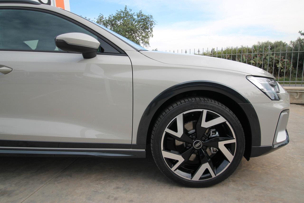 Audi A3 allstreet 35 TFSI S tronic Identity Contrast 11.2025