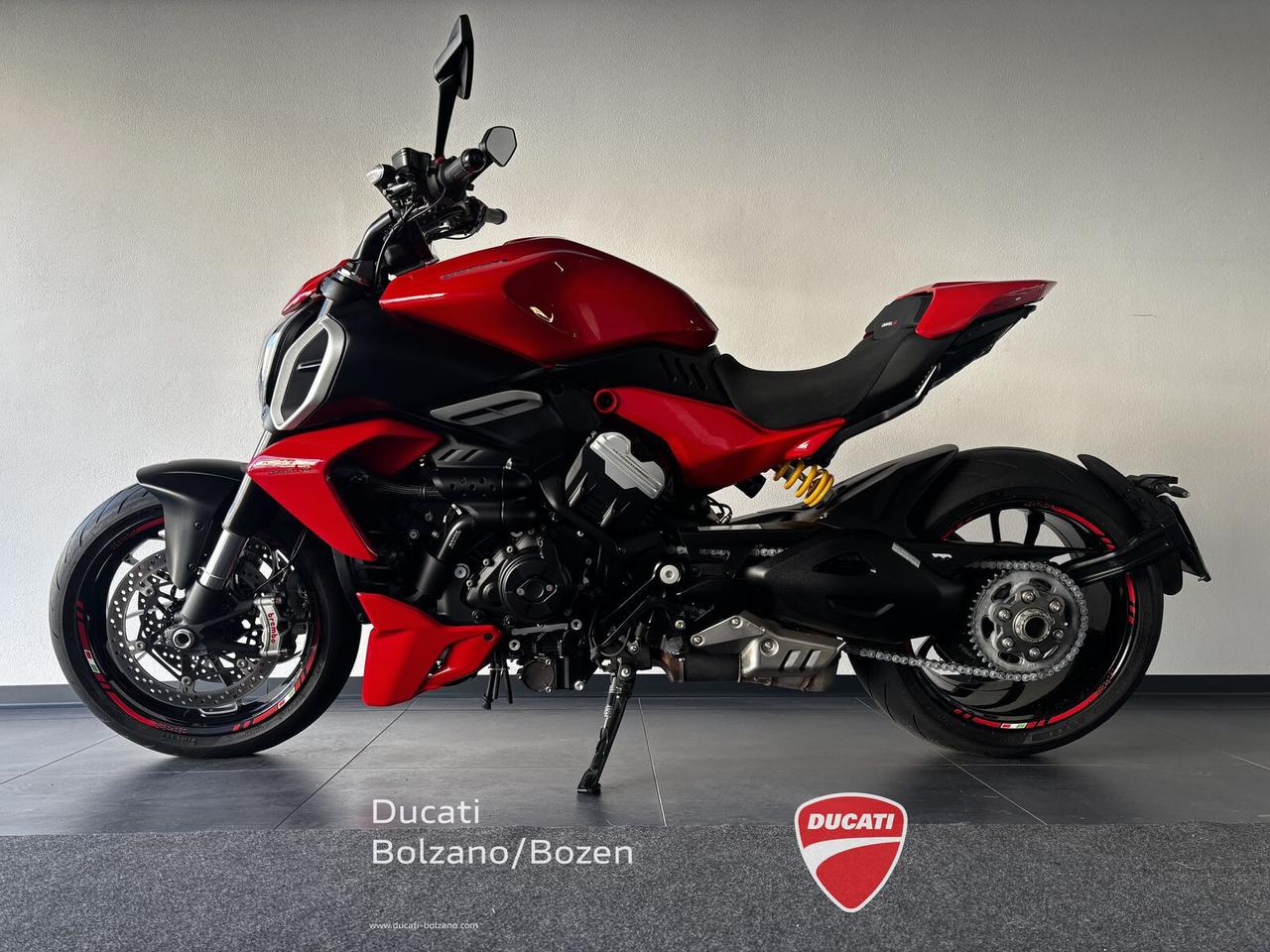 Ducati Diavel V4 - SOLO 9.560 km -