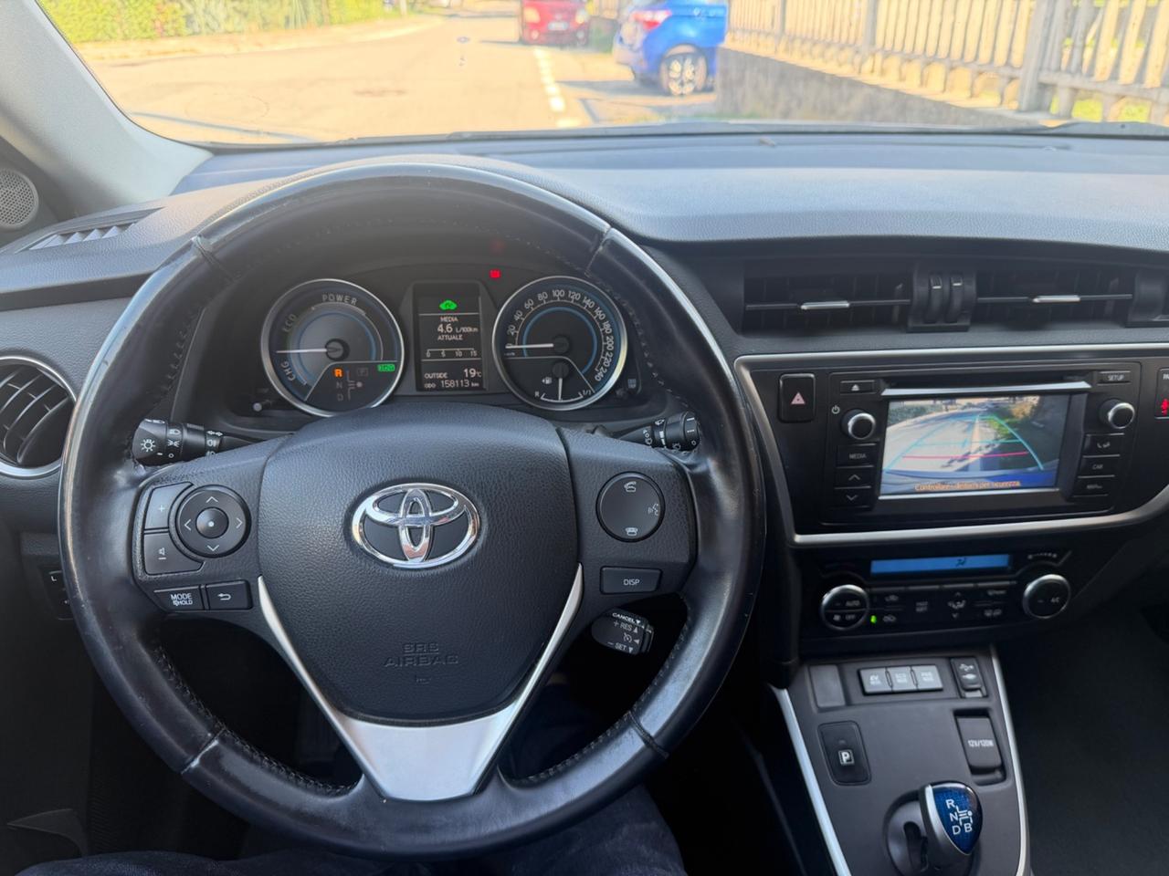 Toyota Auris Touring Sports 1.8 Hybrid Lounge