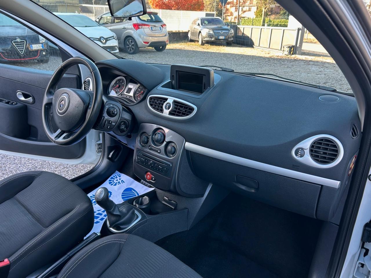 Renault Clio 1.5 dCi 5p UNIPROPRIETARIO-NEOPATENTATI