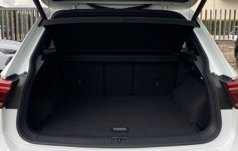 Volkswagen Tiguan R-Line 2.0 TDI 150 CV DSG