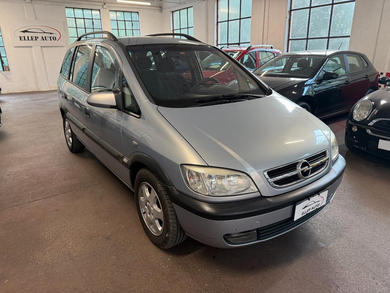 Opel Zafira 2.2 - 7 posti