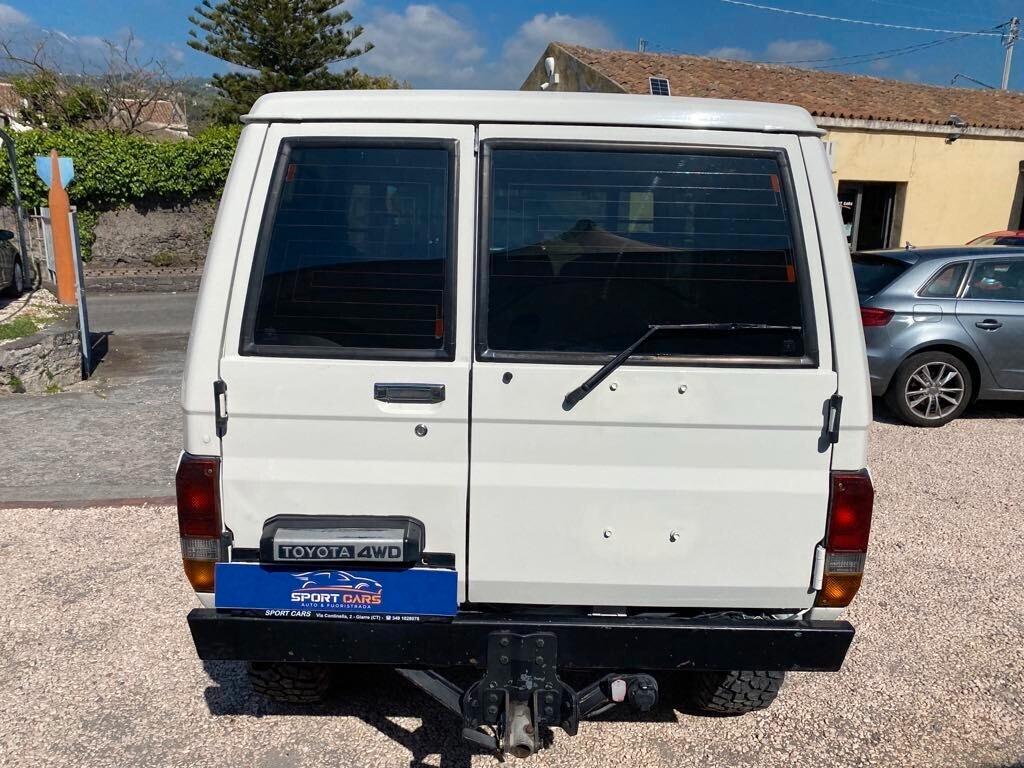 Toyota Land Cruiser II 2.4 turbodiesel LJ70 VX