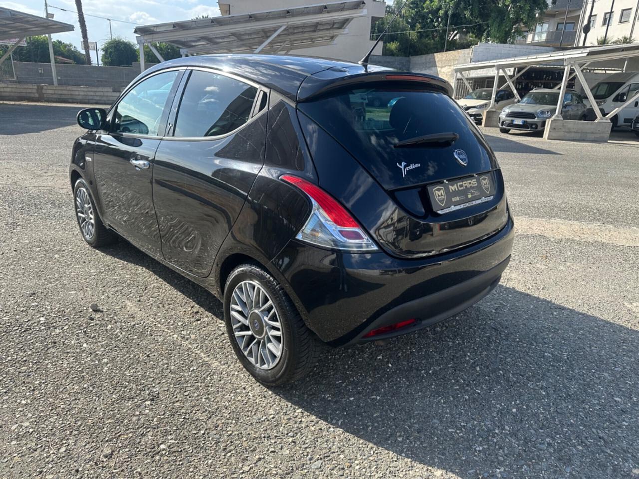 Lancia Ypsilon 1.3 MJT 16V 95 CV 5 porte S&S Gold