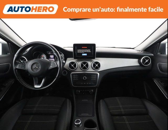 MERCEDES-BENZ GLA 200 d Automatic Sport