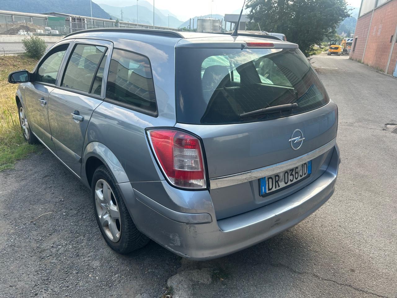 Opel Astra 1.7 CDTI 101CV Station Wagon Club
