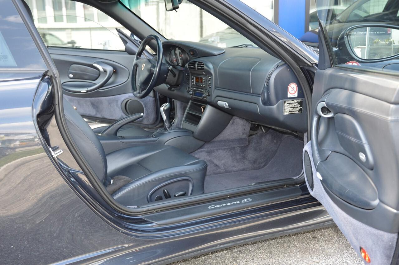 Porsche 911 996 Carrera 4S Coupé MANUALE 6 M