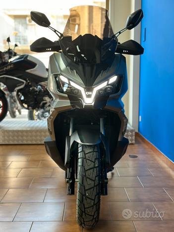 SYM ADX300 tua a soli 52 euro al mese