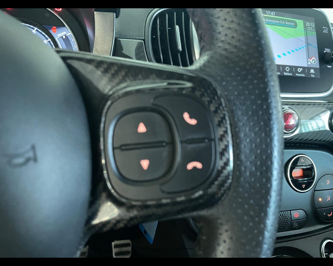 ABARTH ABARTH 695 - 695 1.4 Turbo T-Jet Rivale
