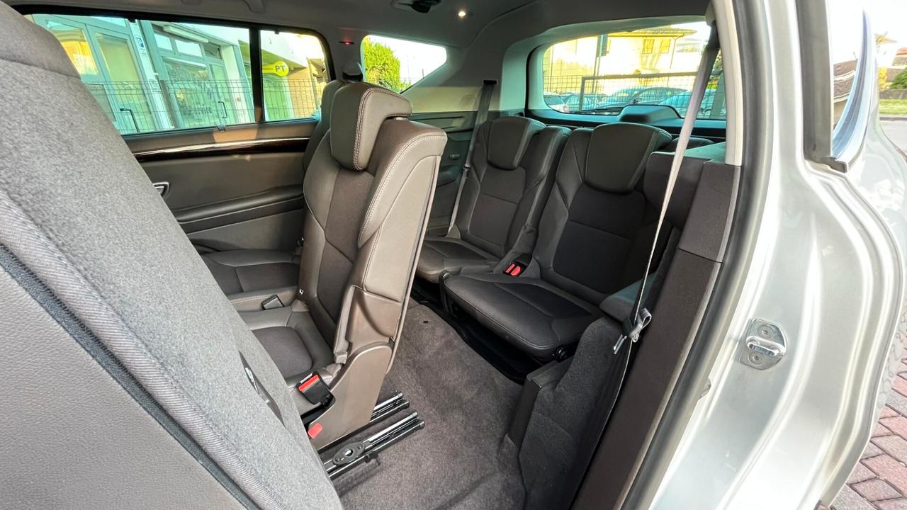 Renault Espace dCi 160CV EDC Energy Initiale Paris 4Control