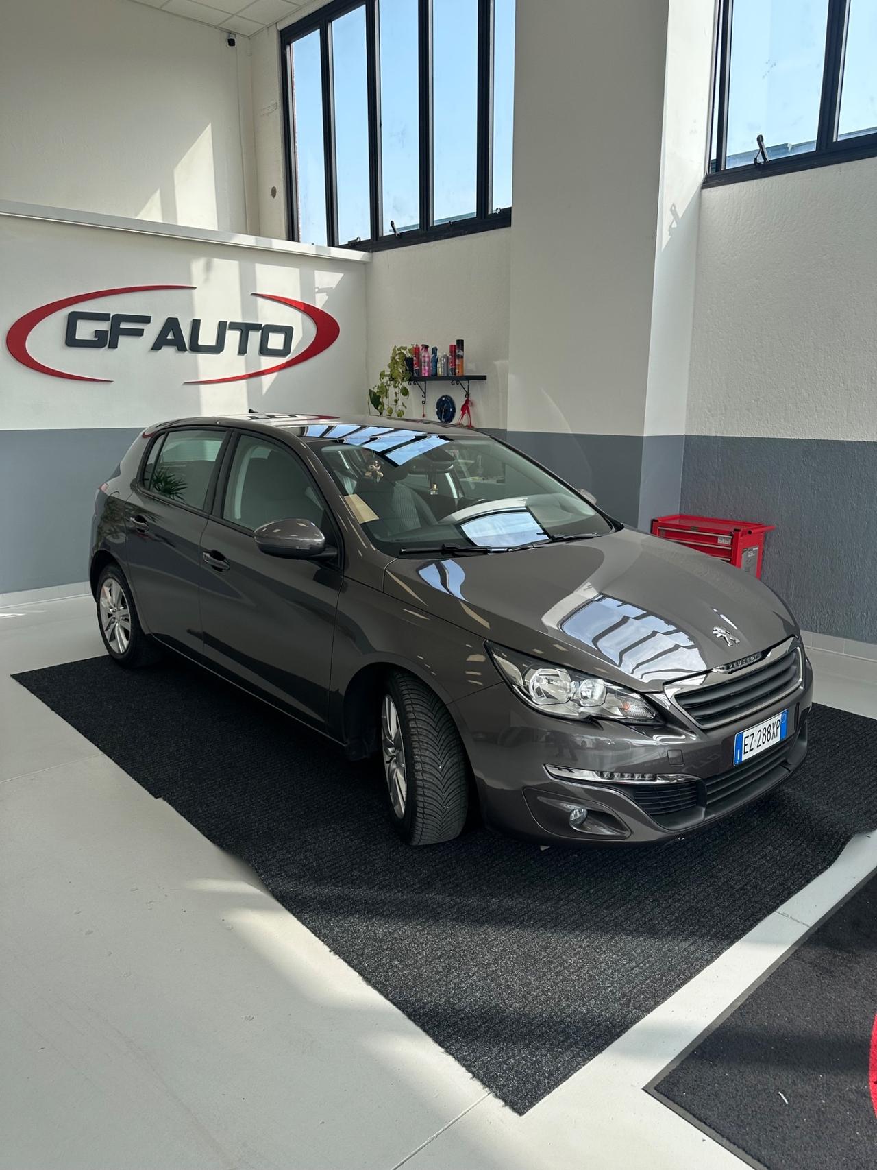 Peugeot 308 BlueHDi 120 S&S EAT6 Business