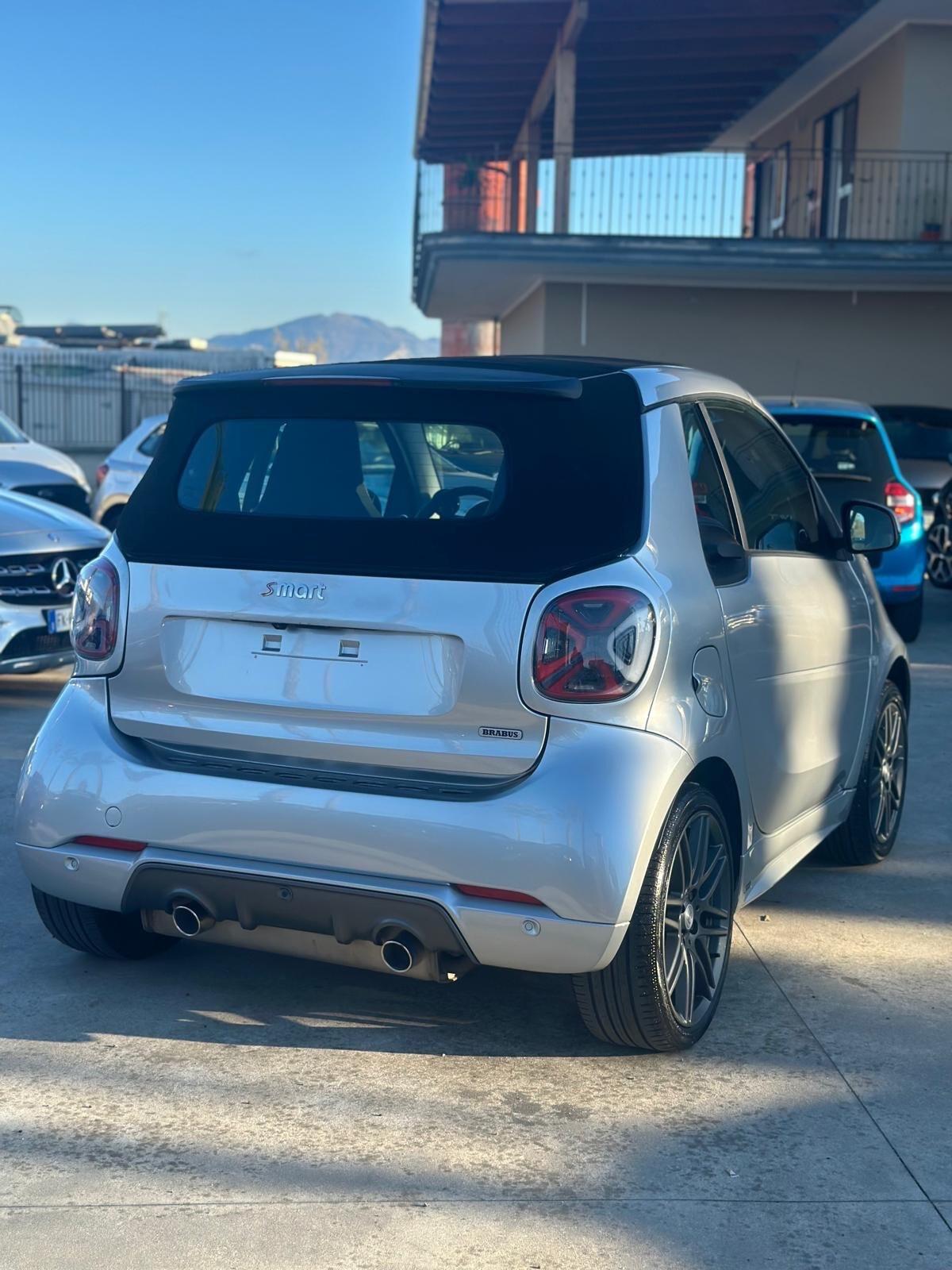 Smart ForTwo BRABUS 0.9 Turbo twinamic cabrio 15th anniversary