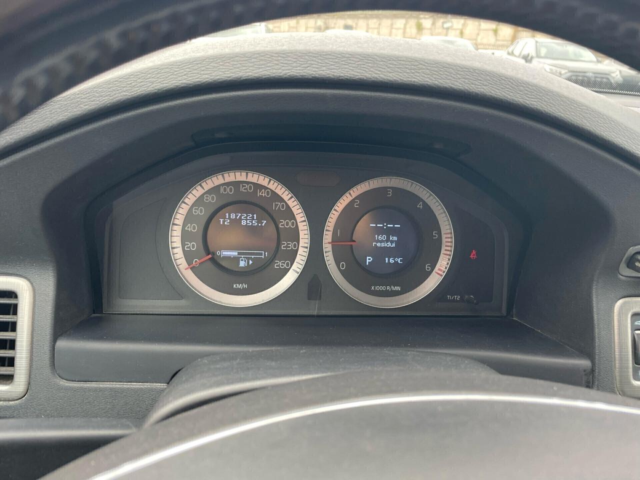 Volvo XC 70 D5 205CV AWD Geartronic Momentum