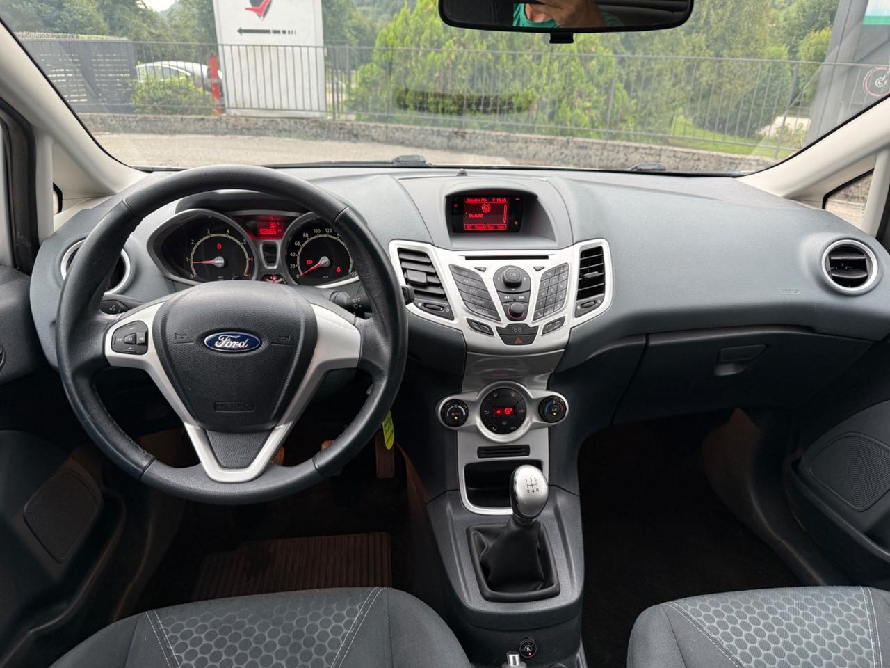 Ford Fiesta 1.4 5 porte GPL Titanium 96cv