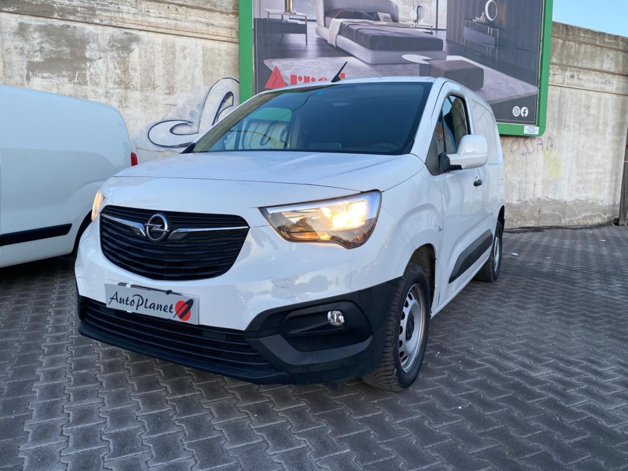 Opel Combo Cargo 1.5 dci 130 cv