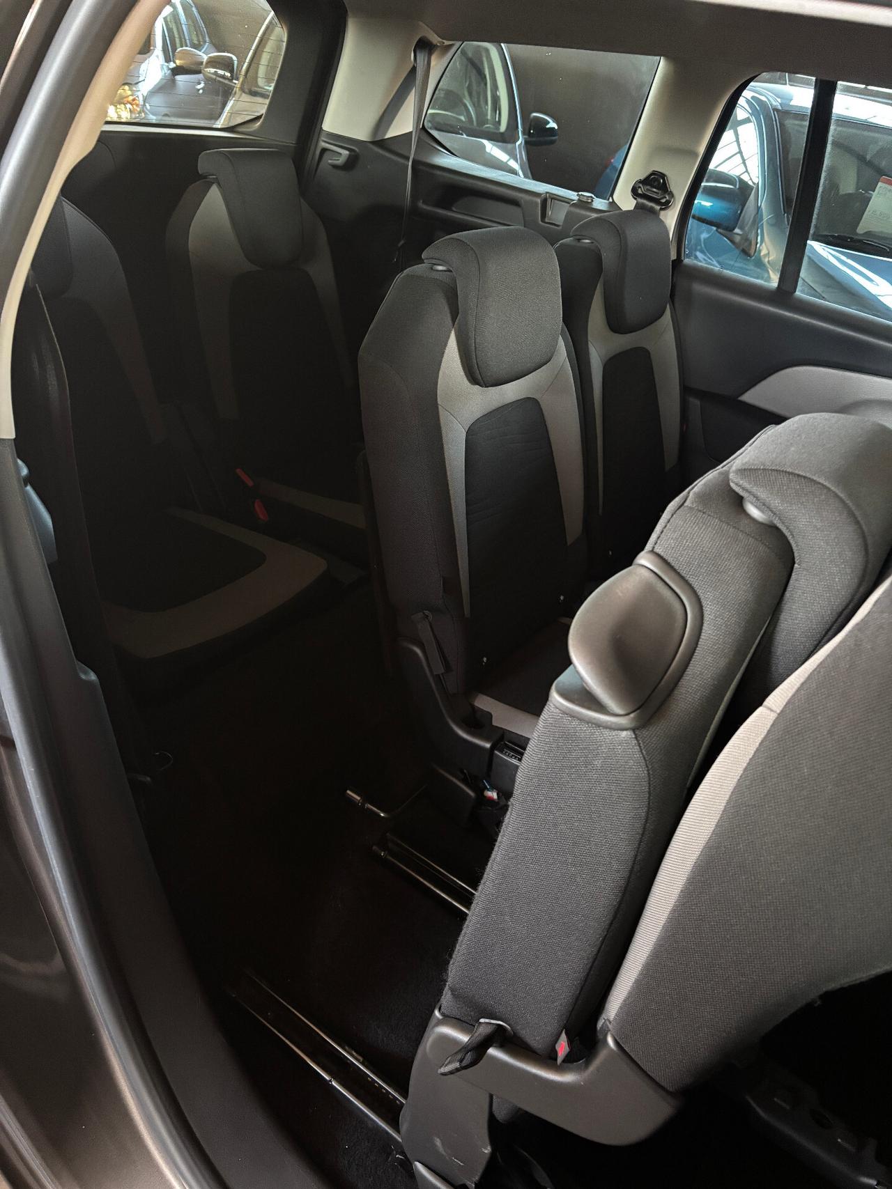 Citroen Grand C4 Picasso 1.6 BlueHDi 120 S&S EAT6 EXCLUSIVE