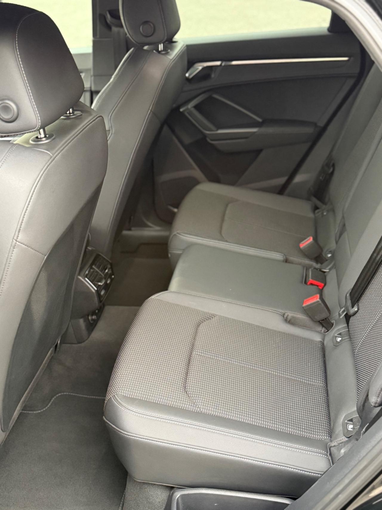 Audi Q3 SPB 35 TDI S Line Identity Black Ita Iva Esposta