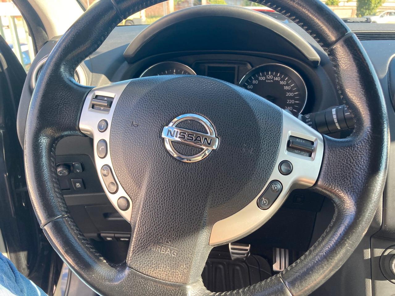 Nissan Qashqai 2.0 dCi DPF Tekna