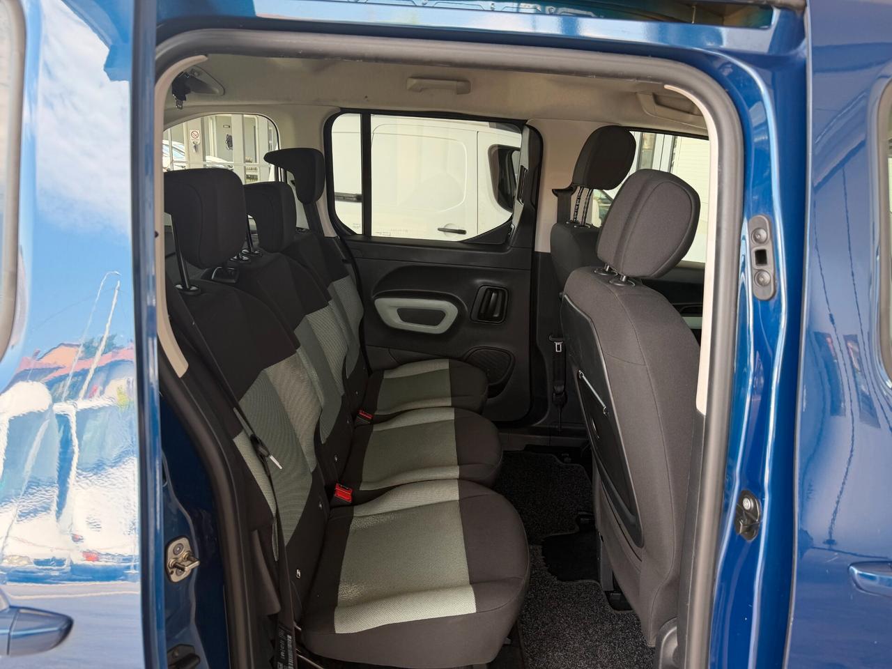 Citroen Berlingo BlueHDi 130 Stop&Start EAT8 M Shine