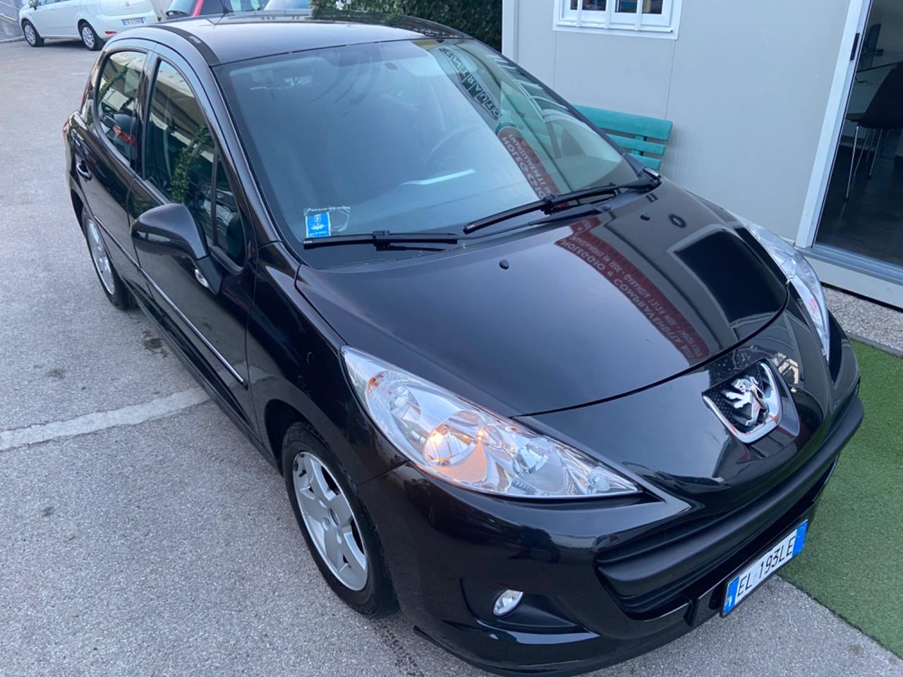 Peugeot 207 1.4 hdi Diesel 70CV 5p. Allure