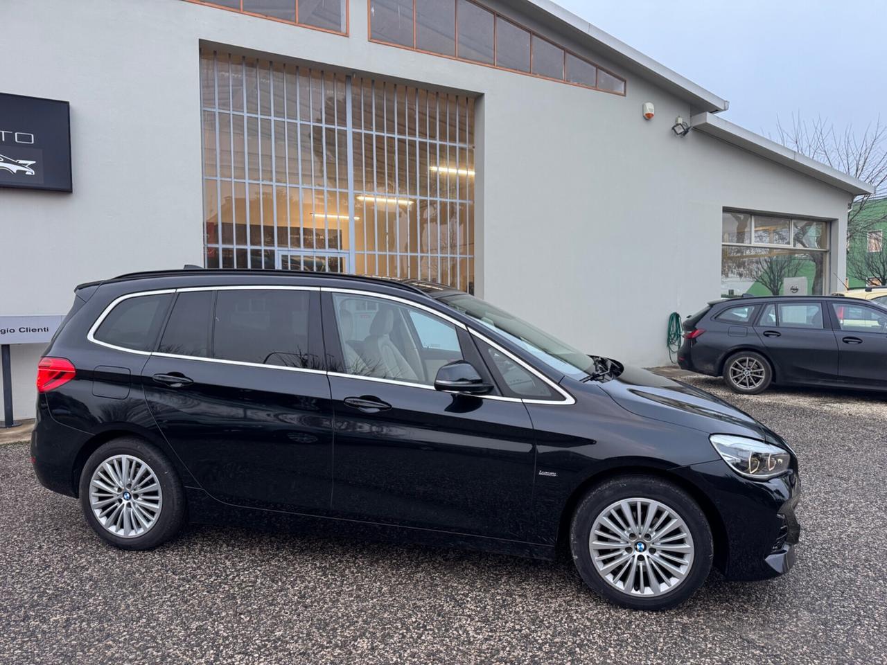 Bmw 2er Active Tourer 218d xDrive Luxury aut.