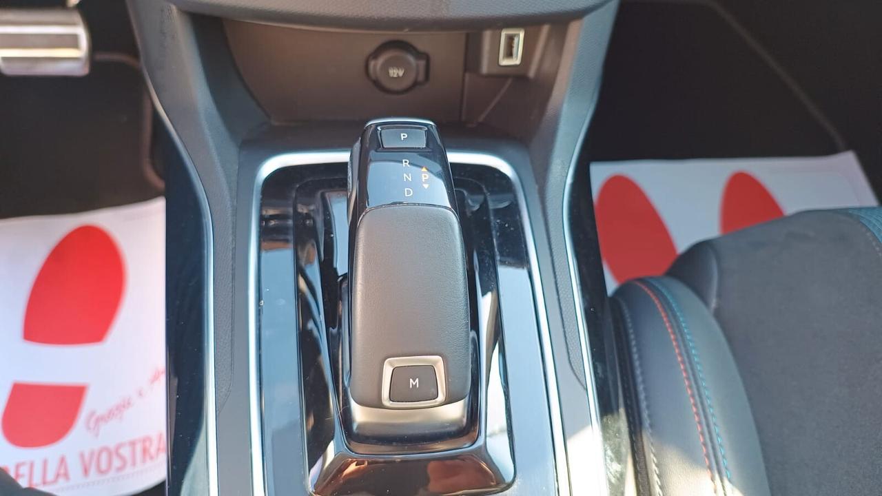 Peugeot 308 PureTech Turbo 130 S&S EAT8 Tech Edition