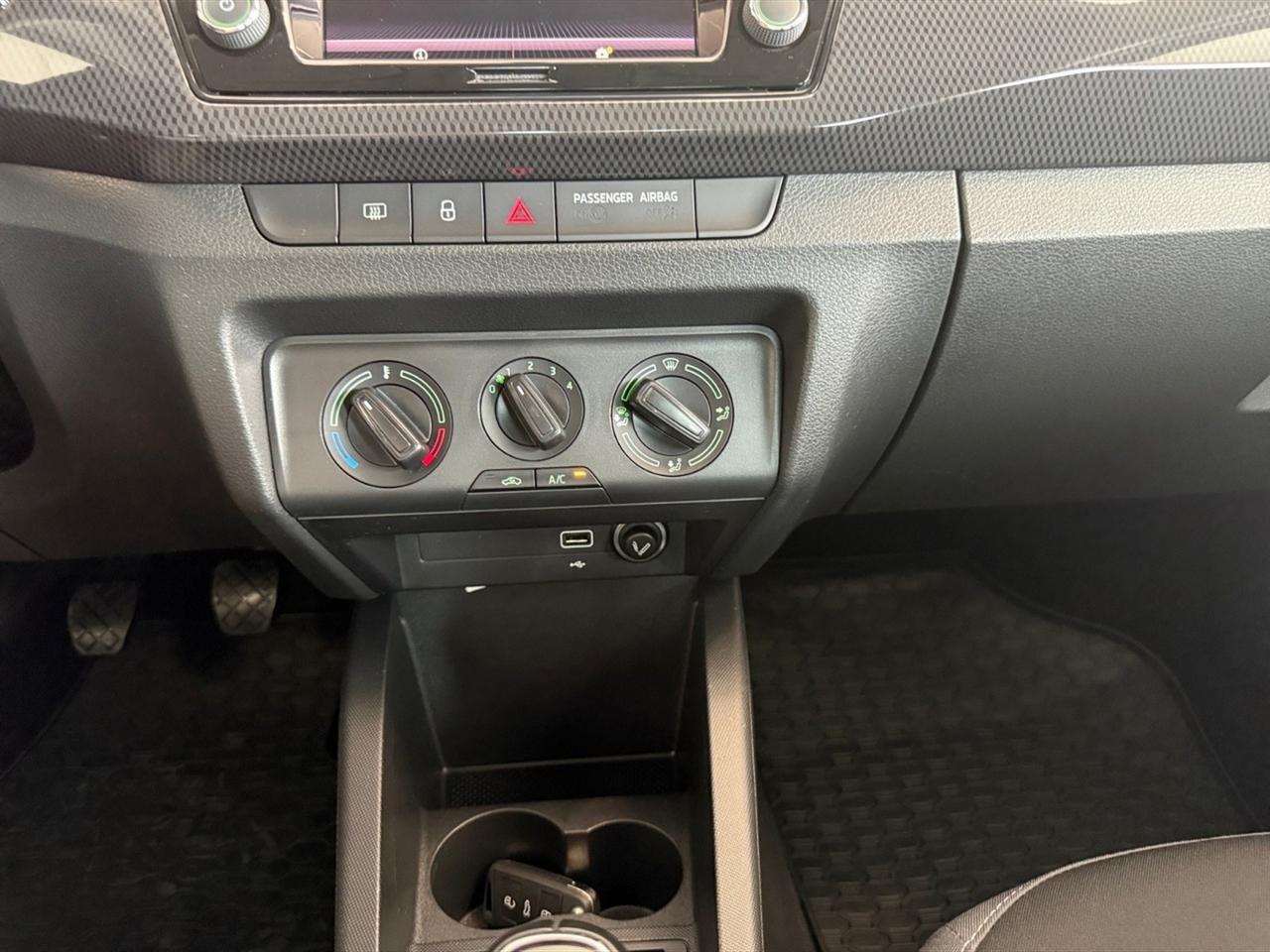 Skoda Fabia 1.0 mpi twin color nero 75cv my19