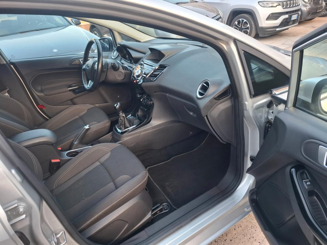 Ford Fiesta - 1.5 TDCi Titanio | Cruise Control | Ingresso senza chiave | Bluetooth |