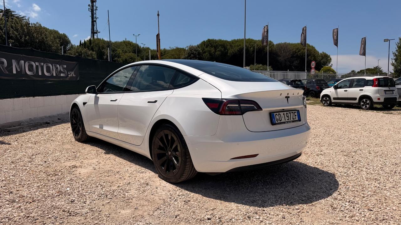 Tesla Model 3 Standard RWD Plus