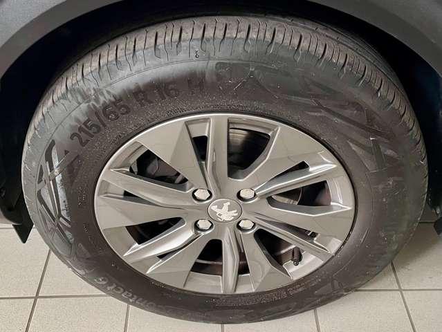 Peugeot 2008 1.2 100CV Active Pack