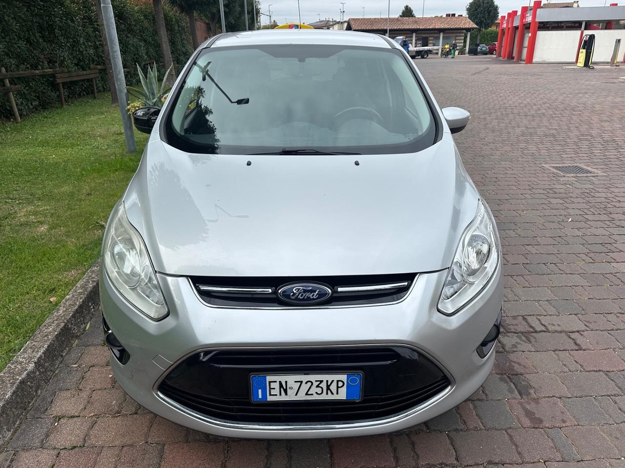 Ford C-Max 1.6 benz/GPL 2012 neopatentati