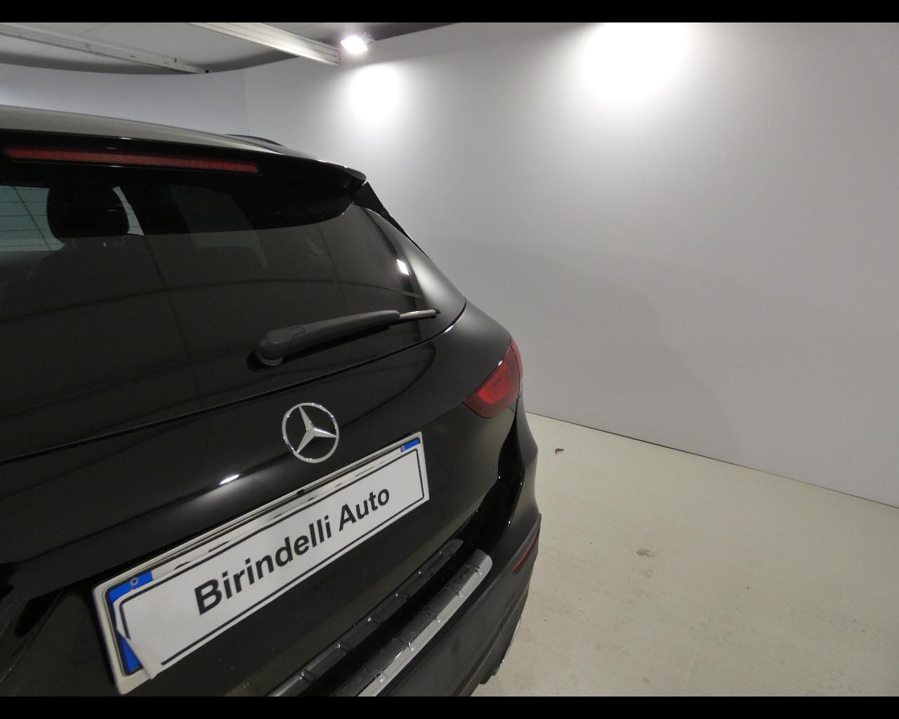 Mercedes-Benz GLA (H247) - GLA 200 d Automatic Premium