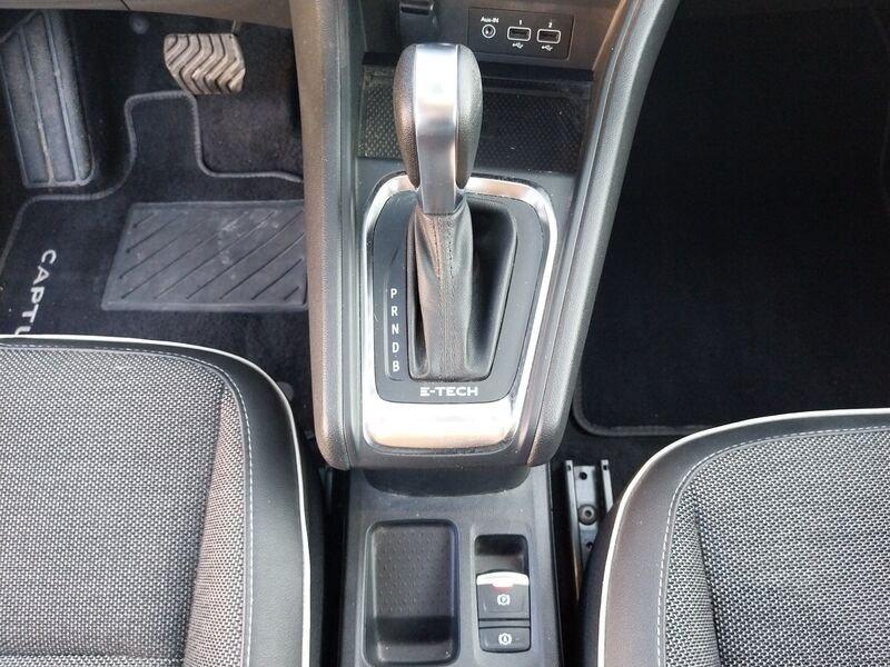 Renault Captur Captur 1.6 E-Tech full hybrid Techno 145cv auto